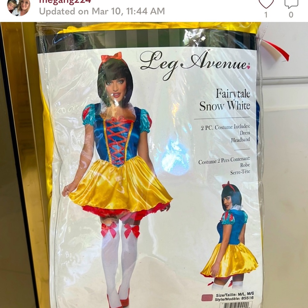 NEW ! snow white costume! Includes petticoat dress and stocking